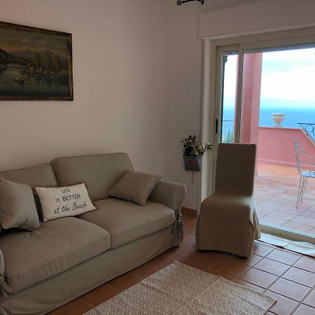 Villa Le Petit Paradis Таорміна Екстер'єр фото