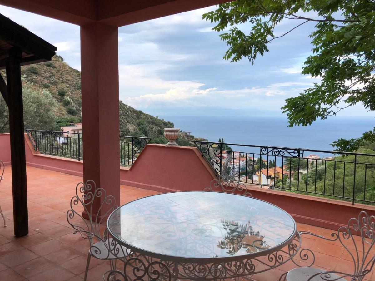 Villa Le Petit Paradis Таорміна Екстер'єр фото
