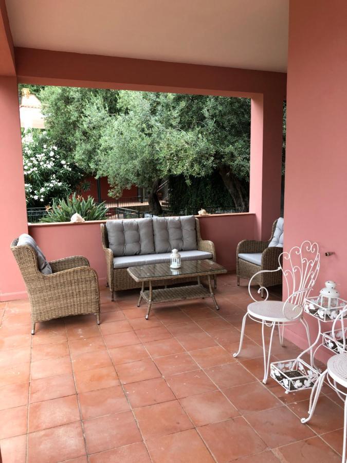 Villa Le Petit Paradis Таорміна Екстер'єр фото